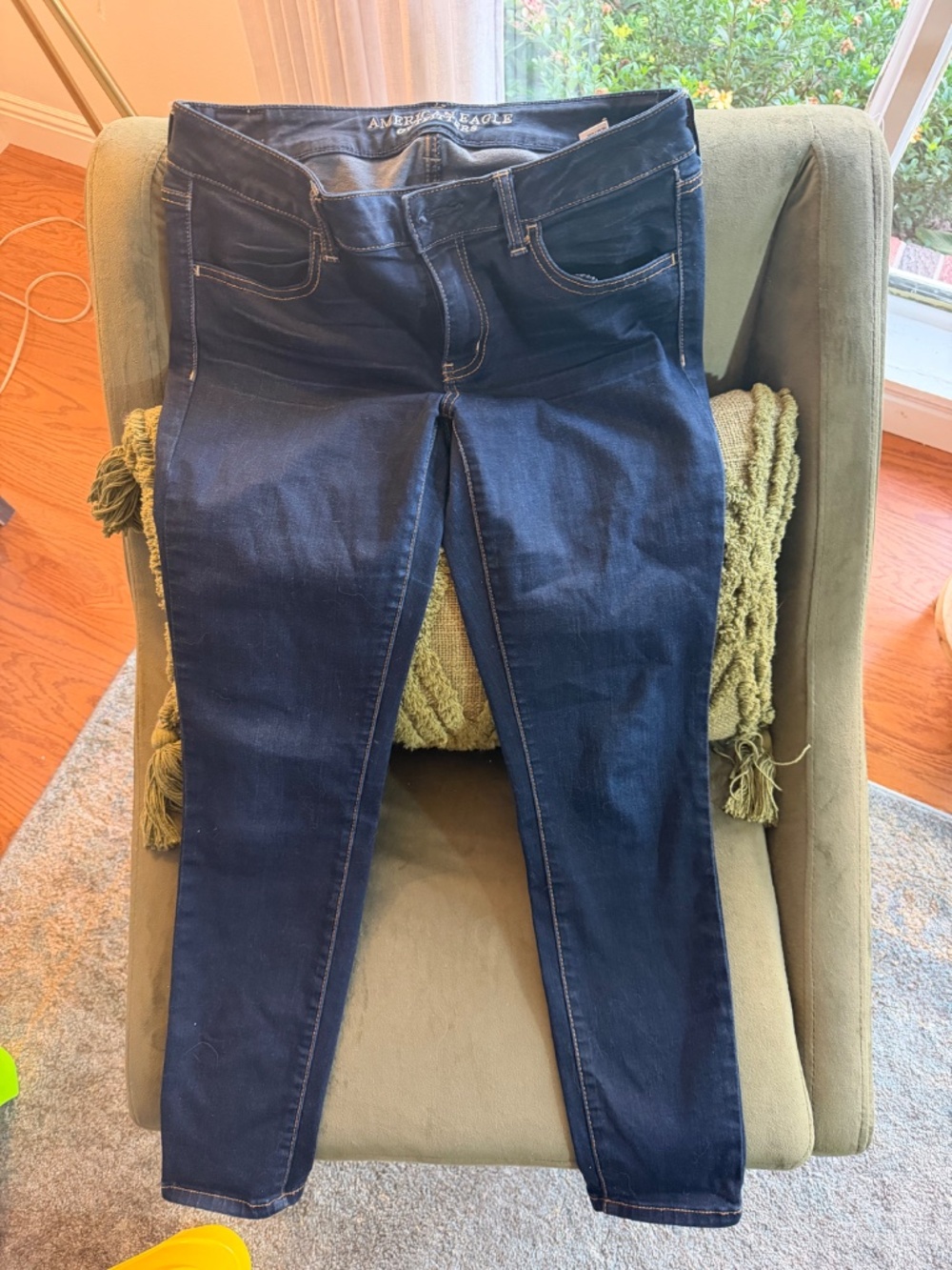 Jeans - Picture 2 of 3